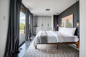 3 bedrooms, internet, bed sheets