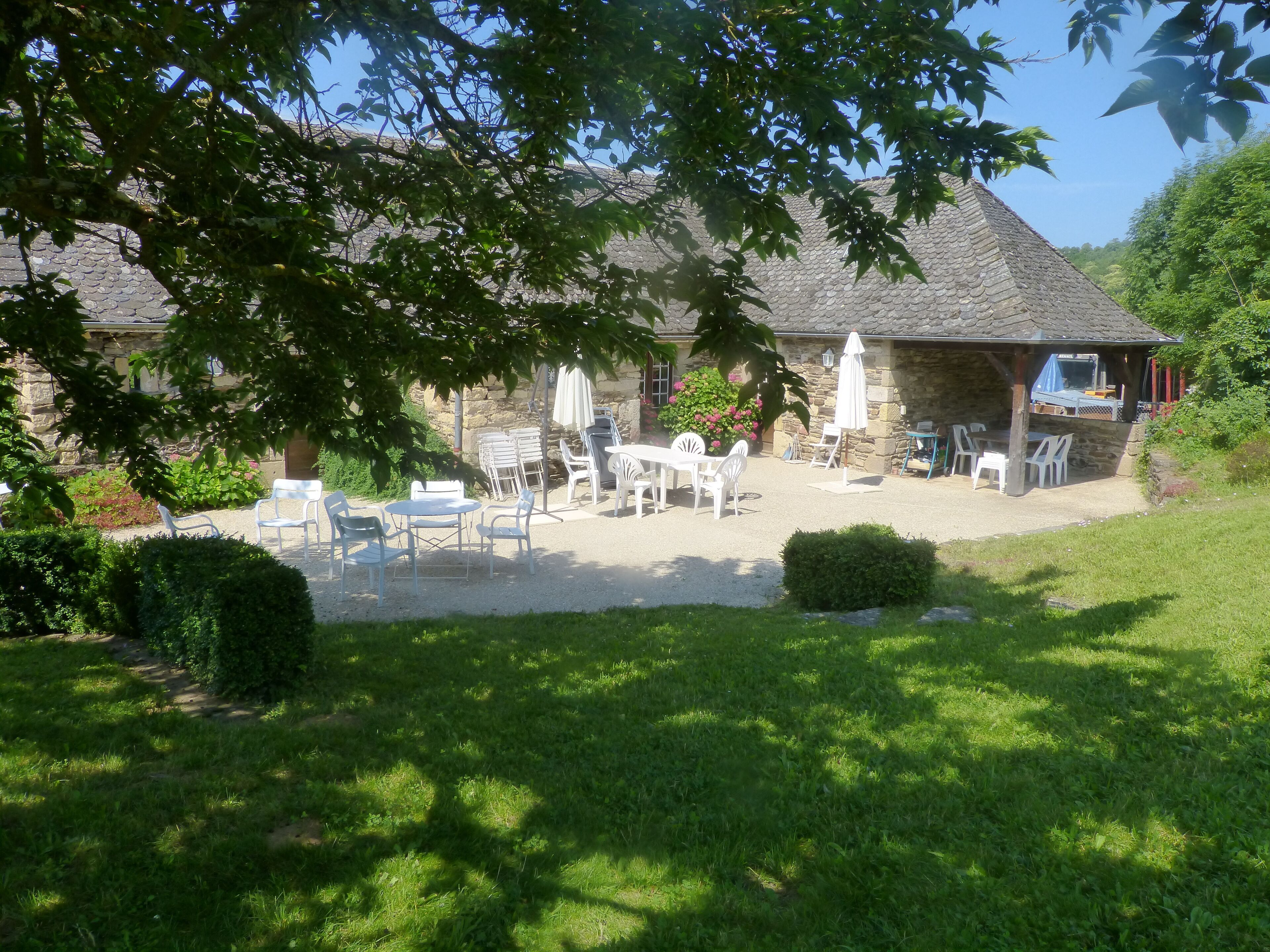 屋外ダイニングエリア