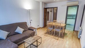 Living area - Bambino apartment by Hello Homes Sitges (Sitges)