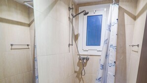 Bathroom - Bambino apartment by Hello Homes Sitges (Sitges)