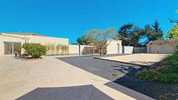 Enceinte de lâhĂ©bergement