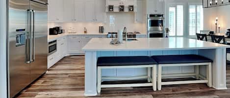 House (4 Bedrooms) | Property amenity