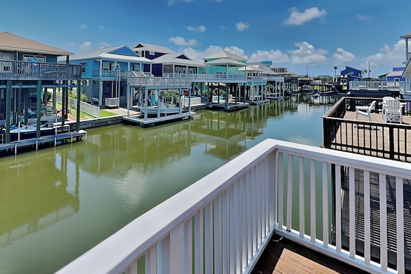 House (2 Bedrooms) | Property amenity