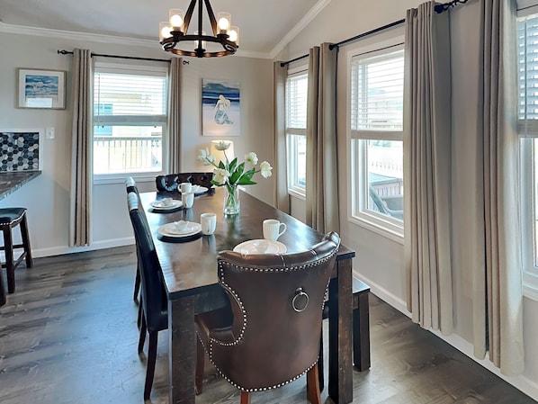 House (2 Bedrooms) | Property amenity - Tortuga by Ryson Vacation Rentals (Galveston)