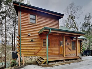 Studio (3 Bedrooms) | Property amenity - Cub's Crossing by Jackson Mountain Rentals (Gatlinburg)