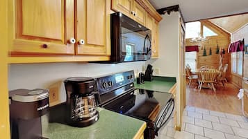 Studio (3 Bedrooms) | Property amenity