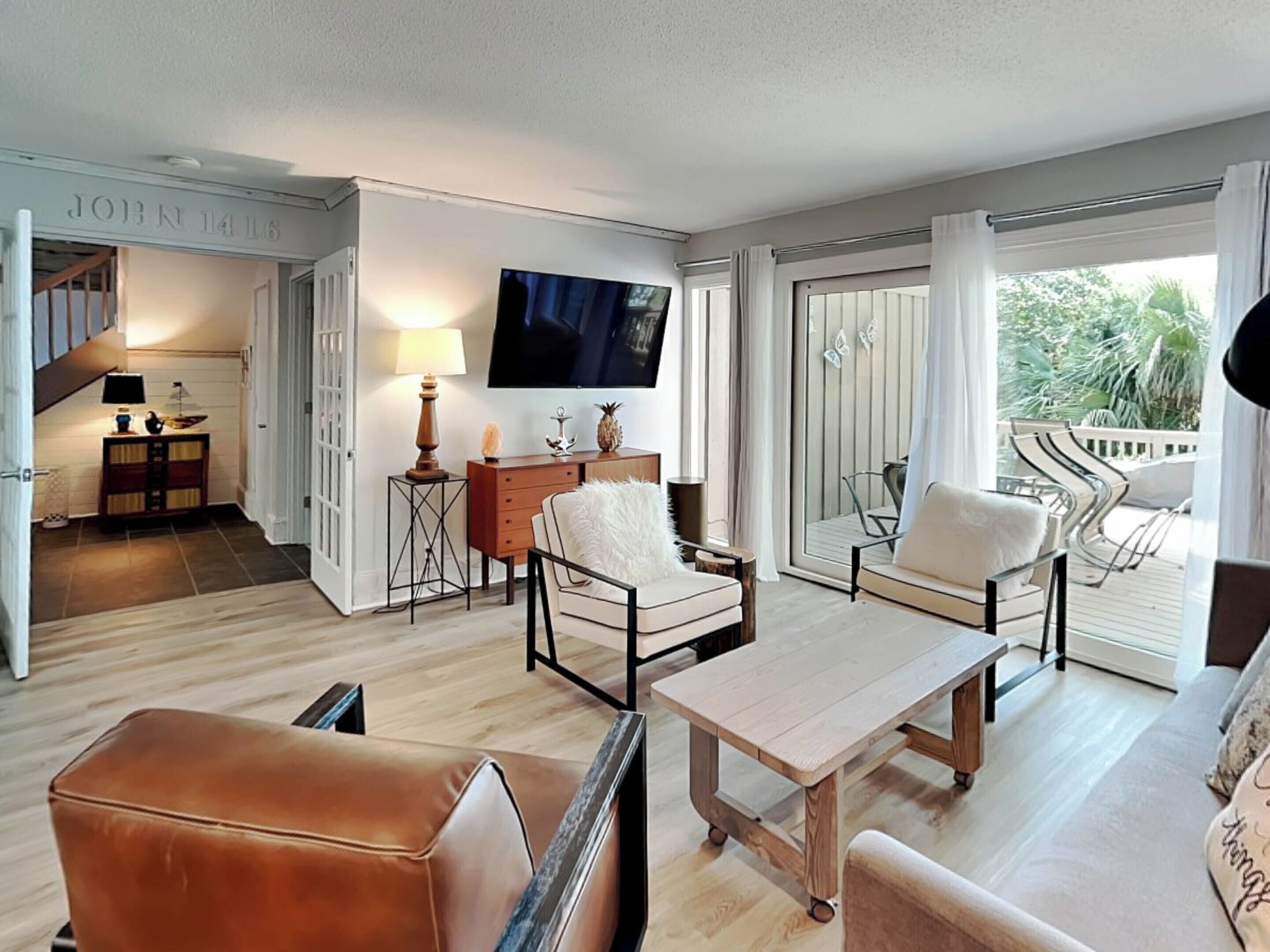 公寓客房 (2 Bedrooms) | 起居區 | 電視