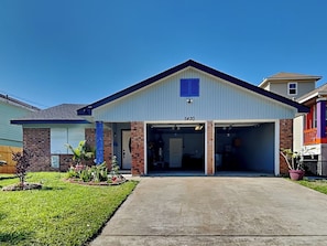 House (4 Bedrooms) | Property amenity