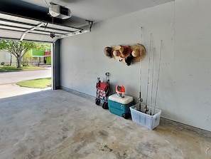 House (4 Bedrooms) | Property amenity
