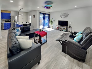 House (4 Bedrooms) | Property amenity