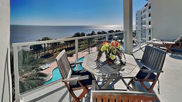 Condo (3 Bedrooms) | Outdoor dining