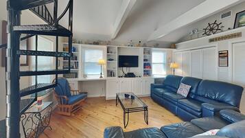 House (3 Bedrooms) | Property amenity