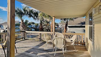 House (3 Bedrooms) | Property amenity