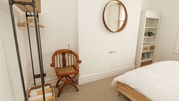 3 bedrooms, individually decorated, individually furnished, free WiFi