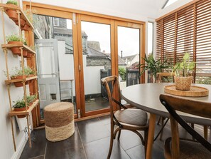 Dining - 43 Station Road (Keswick)