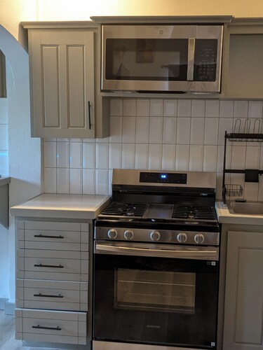 Charming 2-bedroom apartment with AC, WiFi in lovely Mount Gay