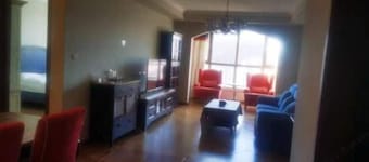 Three Bears Apartment Hotel (Zhangjiakou Rongchen)