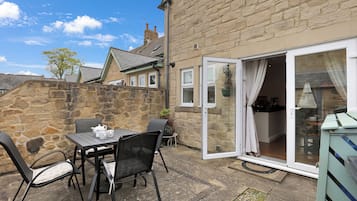 House | Terrace/patio