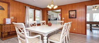 Red Robin Retreat - Near Lake James, NC