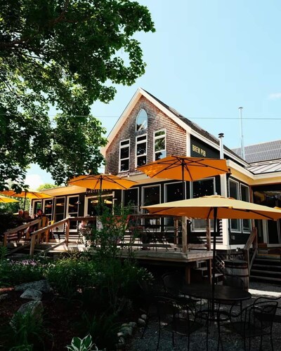 Mountain View Escape - Stunning Views! Bethlehem, NH Cabin Near Skiing & Hiking