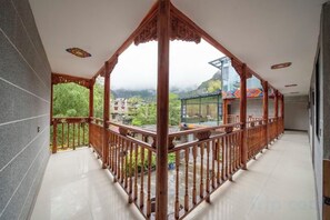 Unclassified image, 5 of 45, button - Ganbao Tibetan Village Jingji Chamayi Inn Homestay (Li County)