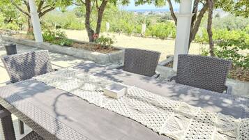 House, Smoking | 2 bedrooms