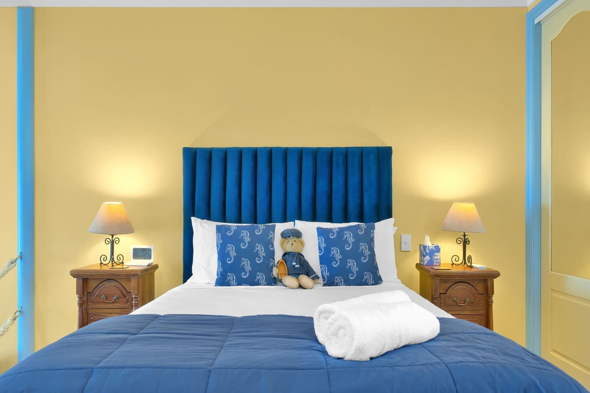 1 chambre, bureau, fer et planche à repasser, Wi-Fi