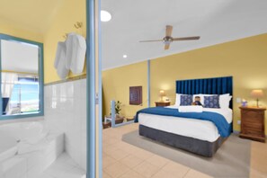 1 bedroom, desk, iron/ironing board, WiFi - Absolute Beachfront Escape | Blue Bay|Nova Escapes (Blue Bay)