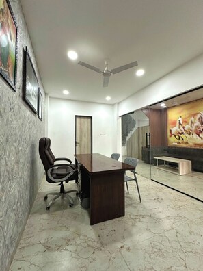 Reception - The Grand Chetak Inn (Indore)