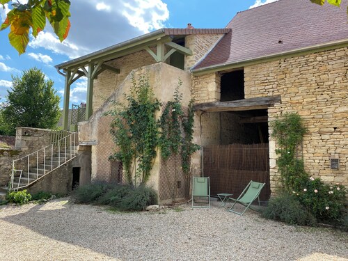 La belle vie l'annexe, 4/5-person gîte 5 min from Beaune and 2 km from Meursault