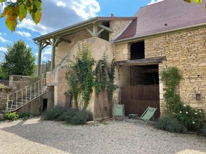 La belle vie l'annexe, 4/5-person gîte 5 min from Beaune and 2 km from Meursault