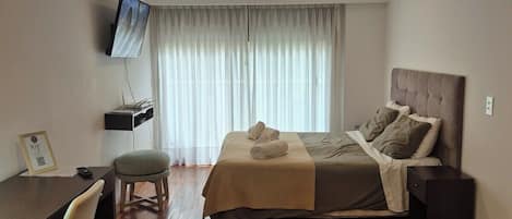 1 bedroom, WiFi (free)