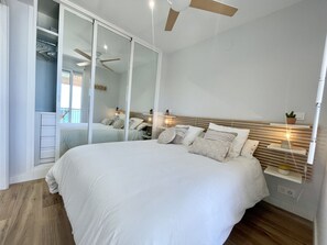 Fer et planche à repasser, Wi-Fi gratuit, draps fournis