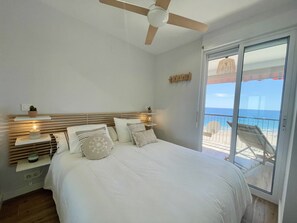 Iron/ironing board, free WiFi, bed sheets