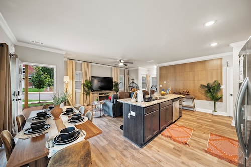 13 mins to Downtwn & Stadium - Game Room - Game Day