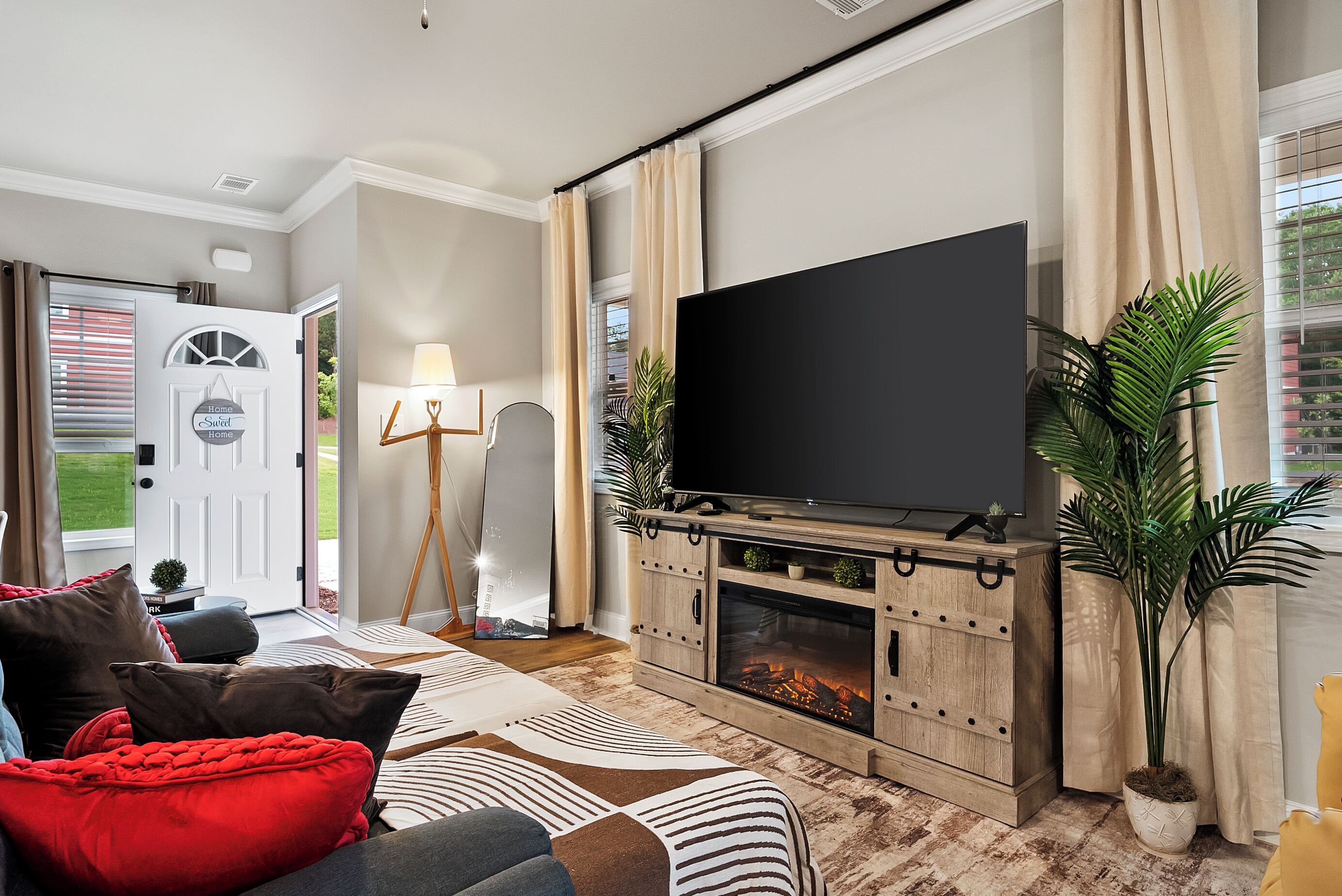 Smart-TV, videospill, bøker og musikkbibliotek