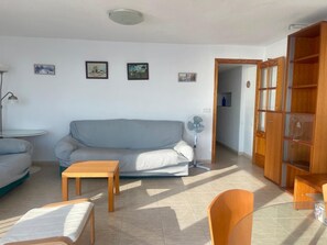 Living area - TORRE YAGO SEAFRONT LEVANTE N028 (Benidorm)