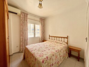 3 多间卧室、免费 WiFi、床单