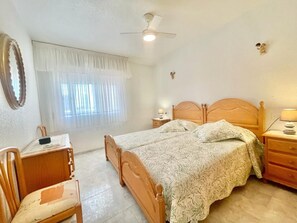 1 chambre, literie fournie