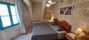 5 habitaciones, wifi y ropa de cama
