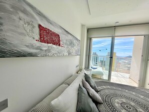 1 chambre, fer et planche Ă repasser, Wi-Fi gratuit, draps fournis
