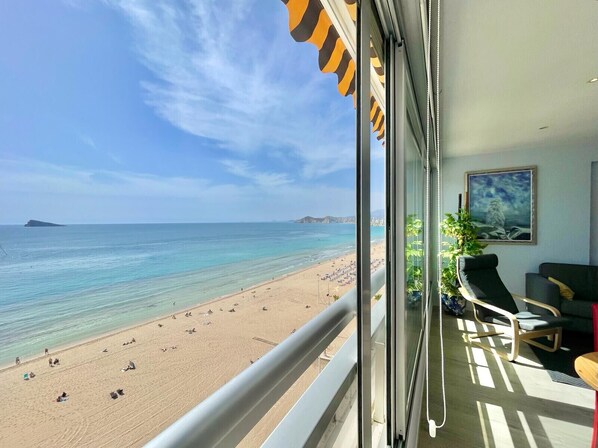 On the beach - CAROLINA SEAFRONT LEVANTE N157 (Benidorm)