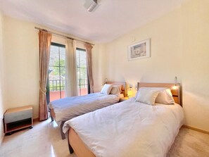 2 habitaciones, tabla de planchar con plancha y wifi gratis
