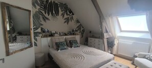 4 bedrooms, iron/ironing board, travel crib, WiFi