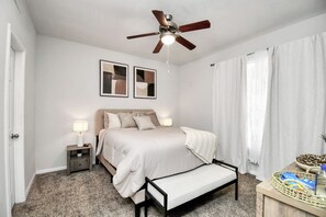 1 chambre, fer et planche à repasser, Wi-Fi gratuit, draps fournis