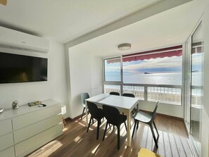 Dining - PONIENTE LUXURY SEAFRONT N175 (Benidorm)