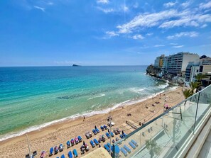 Beach - EMALCO SEAFRONT MODERN APARTMENT A061 (Benidorm)