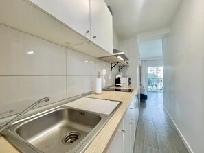 Fridge, microwave, coffee/tea maker, electric kettle