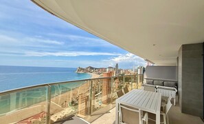 Outdoor dining - SUNSET CLIFF SEASIDE HEAVEN (A041) (Benidorm)
