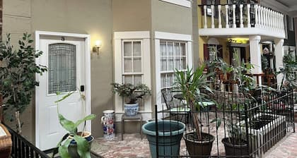 #05 Charming 2-bedroom apartment in Lorain with AC, WiFi